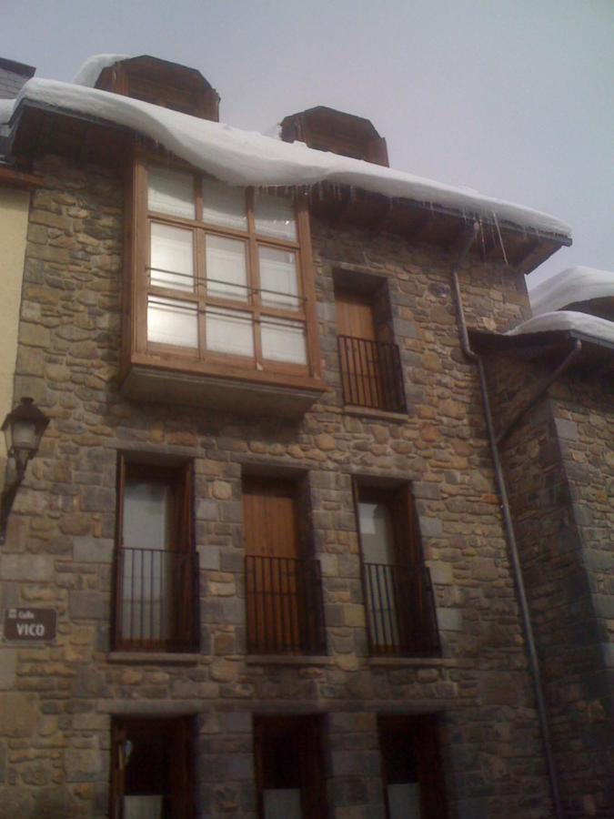 Coqueto Atico En * Sallent De Gallego
